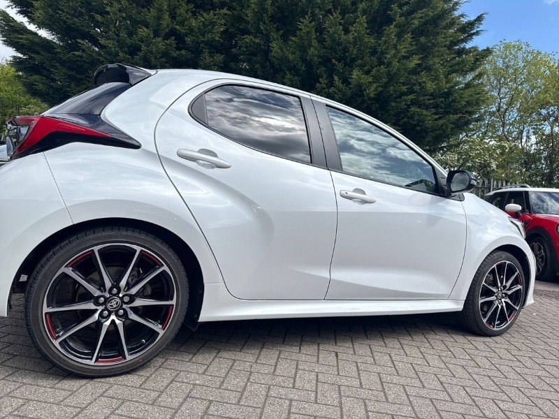 2023 (23) TOYOTA YARIS 1.5 Hybrid GR Sport 5dr CVT 5395597