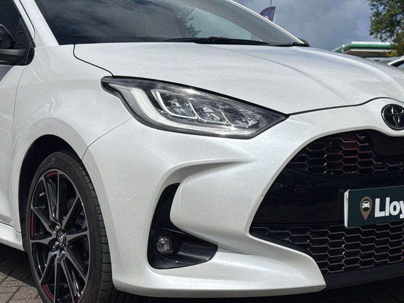 2023 (23) TOYOTA YARIS 1.5 Hybrid GR Sport 5dr CVT 5395598
