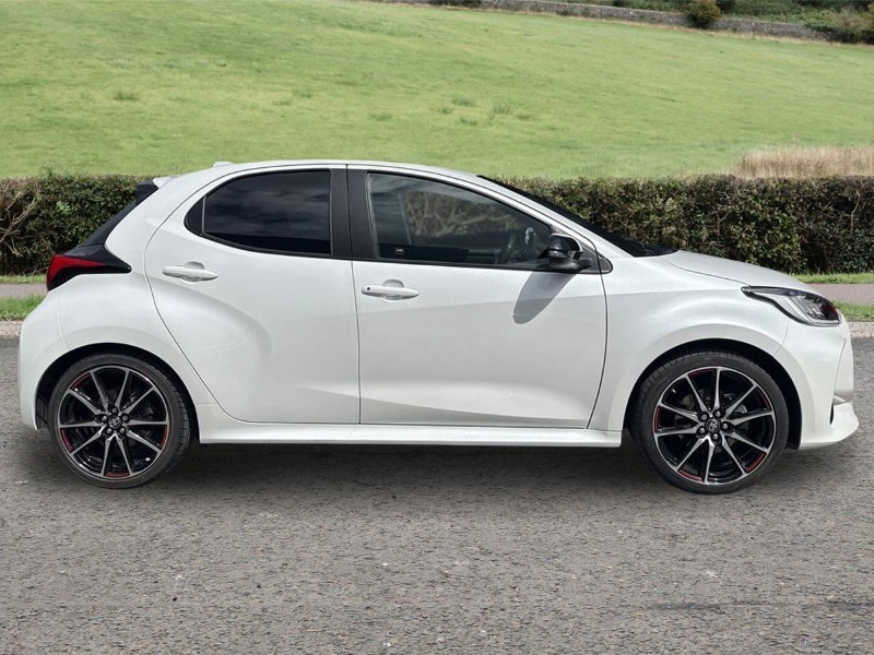 2023 (23) TOYOTA YARIS 1.5 Hybrid GR Sport 5dr CVT 5395570