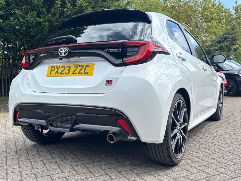 2023 (23) TOYOTA YARIS 1.5 Hybrid GR Sport 5dr CVT 5395602