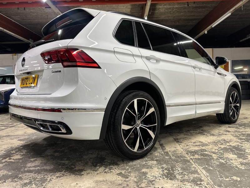 2022 (72) VOLKSWAGEN TIGUAN 2.0 TSI 4Motion R-Line 5dr DSG 5049262