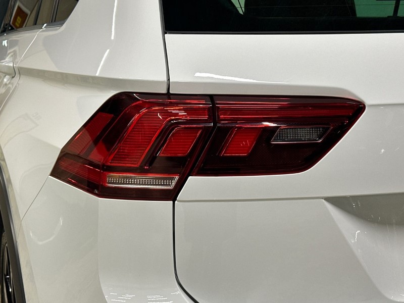 2022 (72) VOLKSWAGEN TIGUAN 2.0 TSI 4Motion R-Line 5dr DSG 5049261