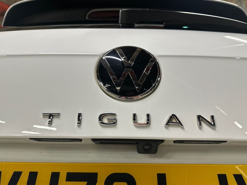 2022 (72) VOLKSWAGEN TIGUAN 2.0 TSI 4Motion R-Line 5dr DSG 5049264