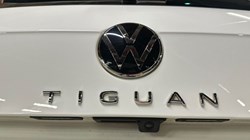2022 (72) VOLKSWAGEN TIGUAN 2.0 TSI 4Motion R-Line 5dr DSG 5049264