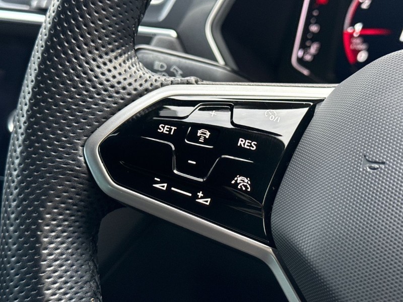 2023 (72) VOLKSWAGEN TIGUAN 1.5 TSI 150 R-Line 5dr DSG 5037141