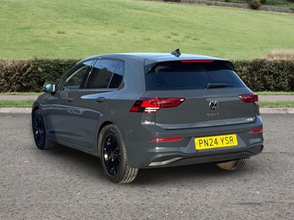 2024 (24) VOLKSWAGEN GOLF 1.0 eTSI Life 5dr DSG