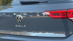 2024 (24) VOLKSWAGEN GOLF 1.0 eTSI Life 5dr DSG 5076582