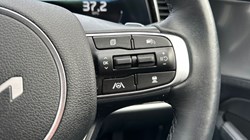 2024 (74) KIA SPORTAGE 1.6T GDi 207 HEV 3 5dr Auto 5038273