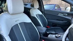 2025 (75) KIA SPORTAGE 1.6T GDi HEV GT-Line S 5dr Auto 5025446