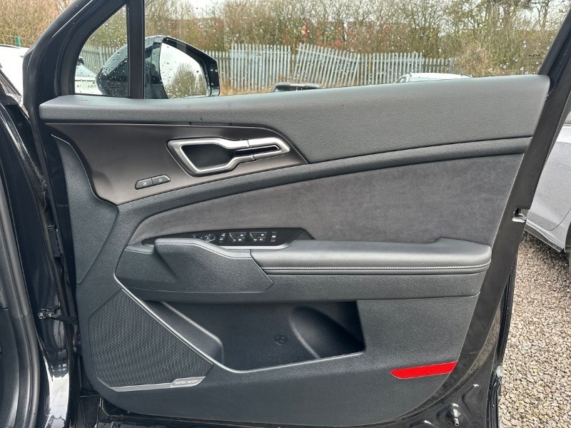 2025 (75) KIA SPORTAGE 1.6T GDi HEV GT-Line S 5dr Auto 5021564