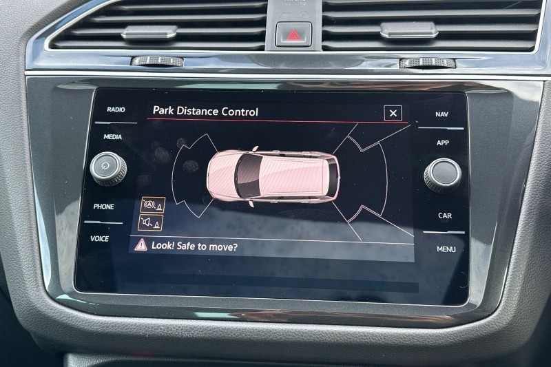 2023 (72) VOLKSWAGEN TIGUAN 2.0 TSI 4Motion R-Line 5dr DSG 5059135