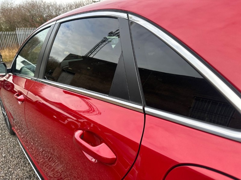 2023 (73) KIA CEED 1.5T GDi ISG GT-Line S 5dr Auto 5021693