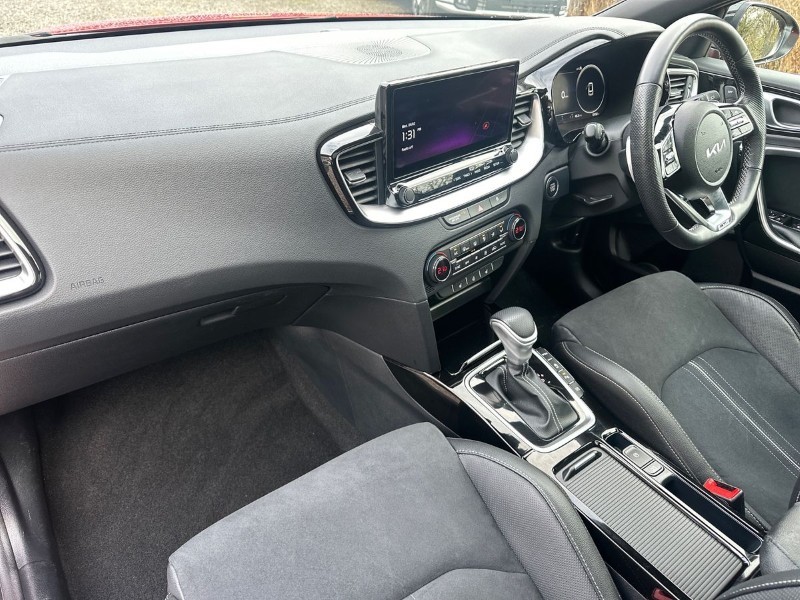 2023 (73) KIA CEED 1.5T GDi ISG GT-Line S 5dr Auto 5021691