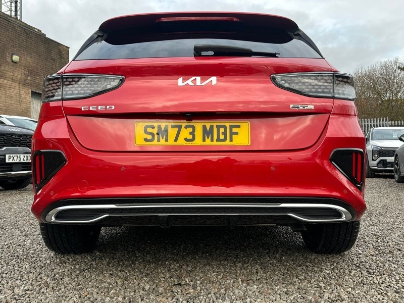 2023 (73) KIA CEED 1.5T GDi ISG GT-Line S 5dr Auto 5021698