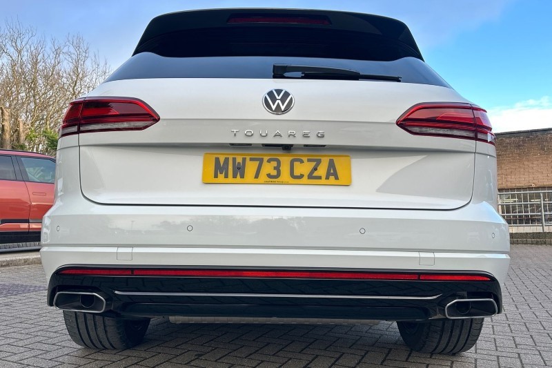 2023 (73) VOLKSWAGEN TOUAREG 3.0 V6 TDI 4Motion R-Line Tech Plus 5dr Tip Auto 5069017