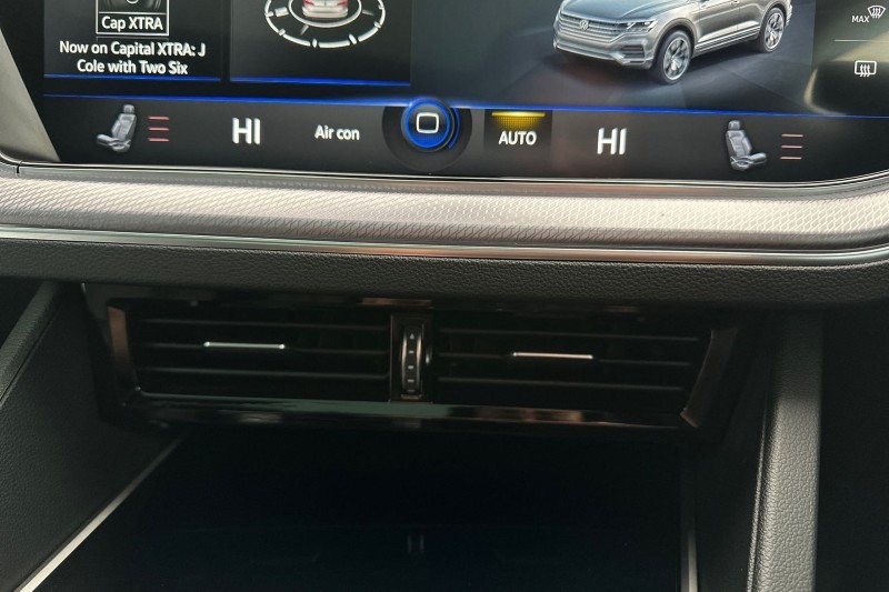 2023 (73) VOLKSWAGEN TOUAREG 3.0 V6 TDI 4Motion R-Line Tech Plus 5dr Tip Auto 5069002