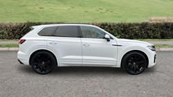 2023 (73) VOLKSWAGEN TOUAREG 3.0 V6 TDI 4Motion R-Line Tech Plus 5dr Tip Auto 5068980