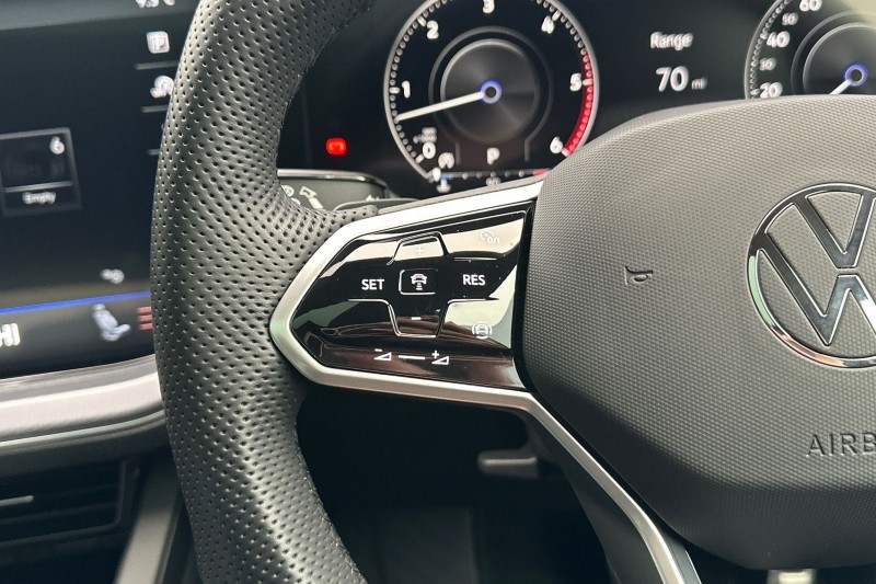 2023 (73) VOLKSWAGEN TOUAREG 3.0 V6 TDI 4Motion R-Line Tech Plus 5dr Tip Auto 5068994