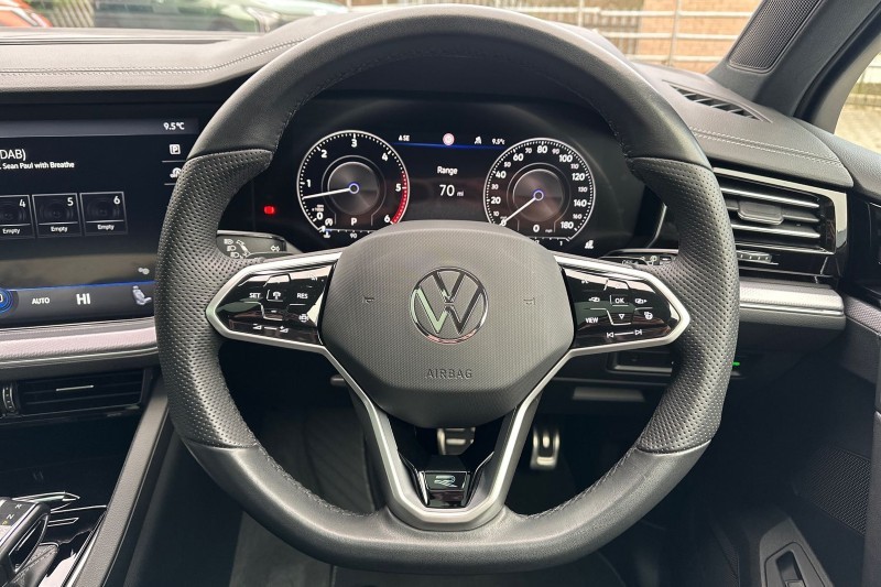 2023 (73) VOLKSWAGEN TOUAREG 3.0 V6 TDI 4Motion R-Line Tech Plus 5dr Tip Auto 5068993
