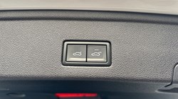 2023 (73) VOLKSWAGEN TOUAREG 3.0 V6 TDI 4Motion R-Line Tech Plus 5dr Tip Auto 5069011