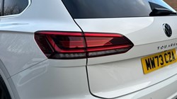 2023 (73) VOLKSWAGEN TOUAREG 3.0 V6 TDI 4Motion R-Line Tech Plus 5dr Tip Auto 5069015