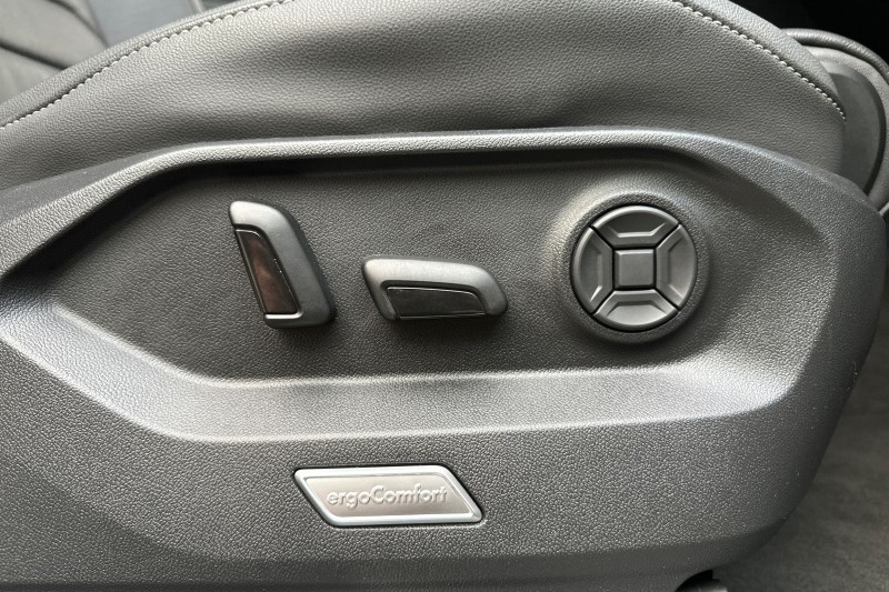 2023 (73) VOLKSWAGEN TOUAREG 3.0 V6 TDI 4Motion R-Line Tech Plus 5dr Tip Auto 5068990