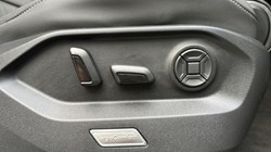 2023 (73) VOLKSWAGEN TOUAREG 3.0 V6 TDI 4Motion R-Line Tech Plus 5dr Tip Auto 5068990