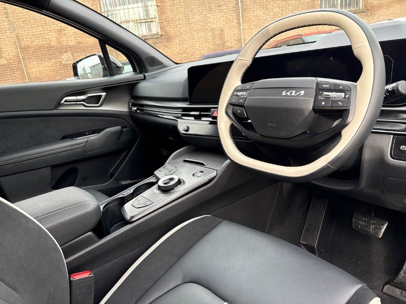 2025 (75) KIA SPORTAGE 1.6T GDi HEV GT-Line S 5dr Auto 5054833