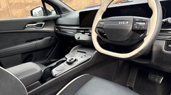 2025 (75) KIA SPORTAGE 1.6T GDi HEV GT-Line S 5dr Auto 5054833