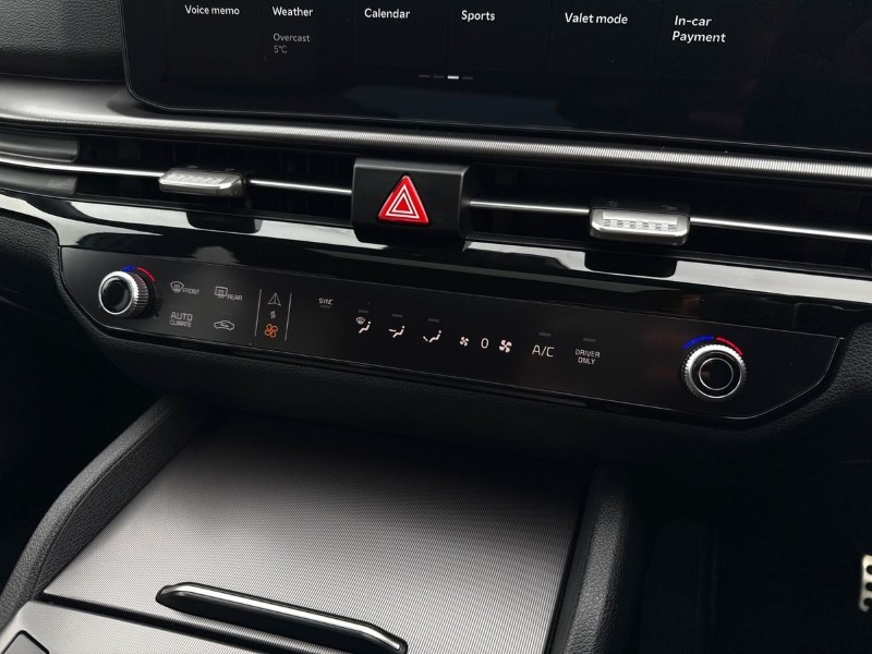 2025 (75) KIA SPORTAGE 1.6T GDi HEV GT-Line S 5dr Auto 5054848