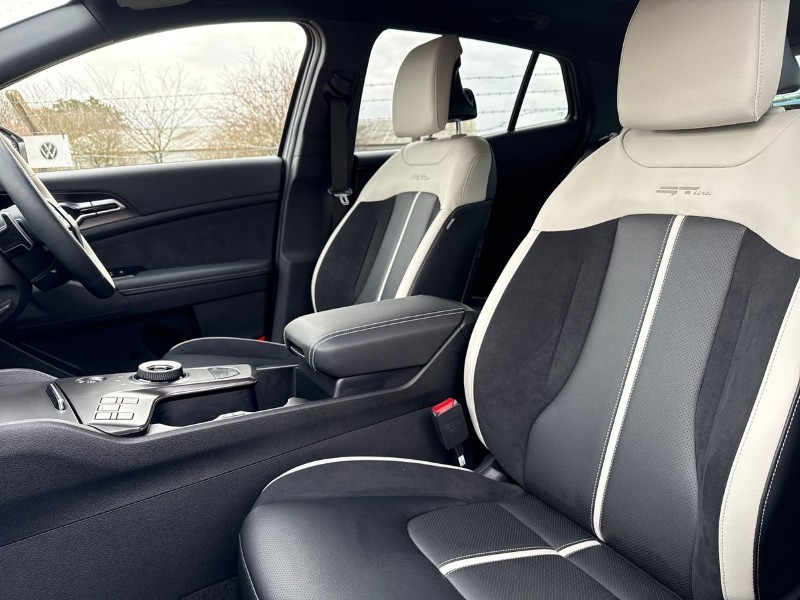 2025 (75) KIA SPORTAGE 1.6T GDi HEV GT-Line S 5dr Auto 5054854