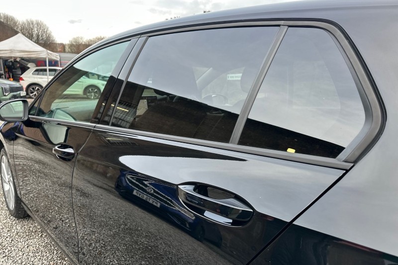 2024 (74) VOLKSWAGEN GOLF 1.5 TSI Match 5dr 5040682