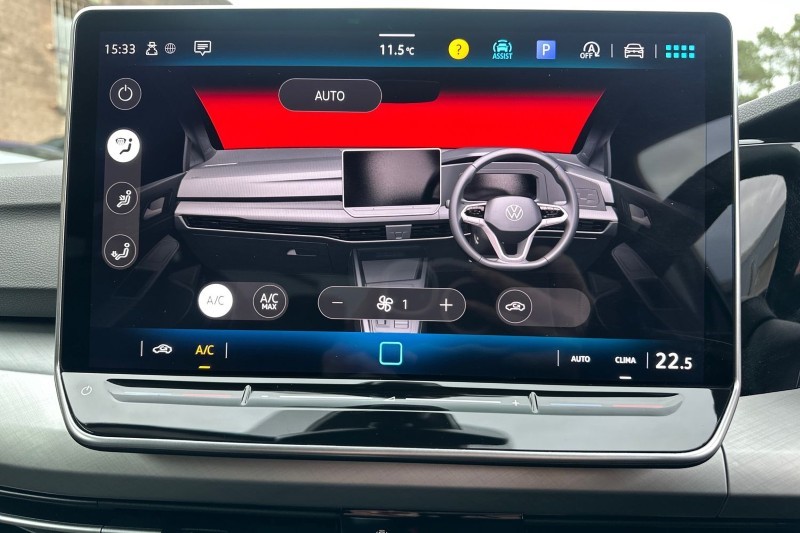 2024 (74) VOLKSWAGEN GOLF 1.5 TSI Match 5dr 5040676