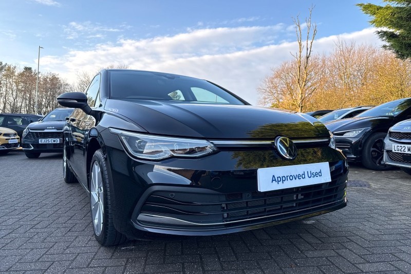 2024 (74) VOLKSWAGEN GOLF 1.5 TSI Style 5dr 5024918