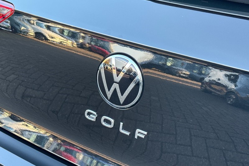 2024 (74) VOLKSWAGEN GOLF 1.5 TSI Style 5dr 5024920