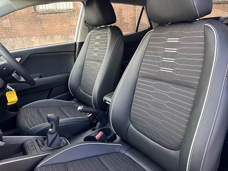 2025 (75) KIA STONIC 1.0T GDi 98 GT-Line 5dr 5036881