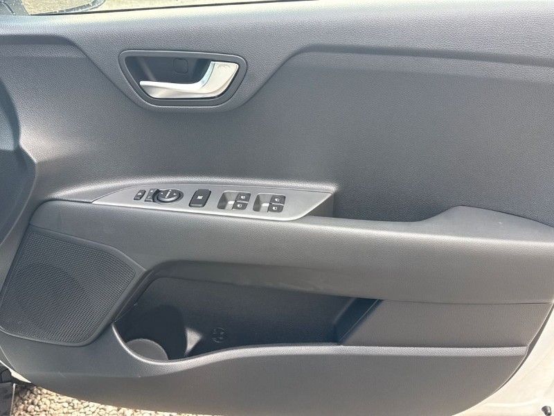 2025 (75) KIA STONIC 1.0T GDi 98 GT-Line 5dr 5036863