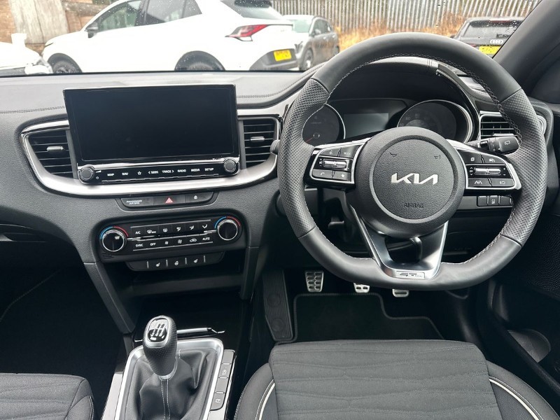 2025 (25) KIA PRO CEED 1.5T GDi ISG 138 GT-Line 5dr 5020709