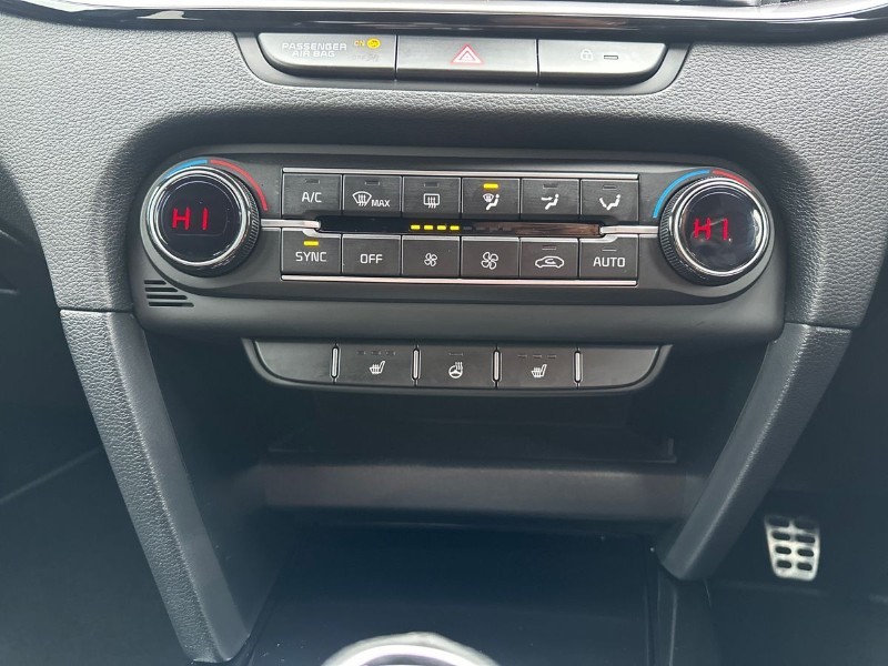 2025 (25) KIA PRO CEED 1.5T GDi ISG 138 GT-Line 5dr 5020714