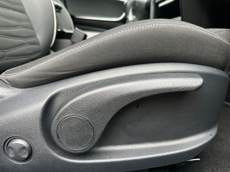 2025 (25) KIA PRO CEED 1.5T GDi ISG 138 GT-Line 5dr 5020702