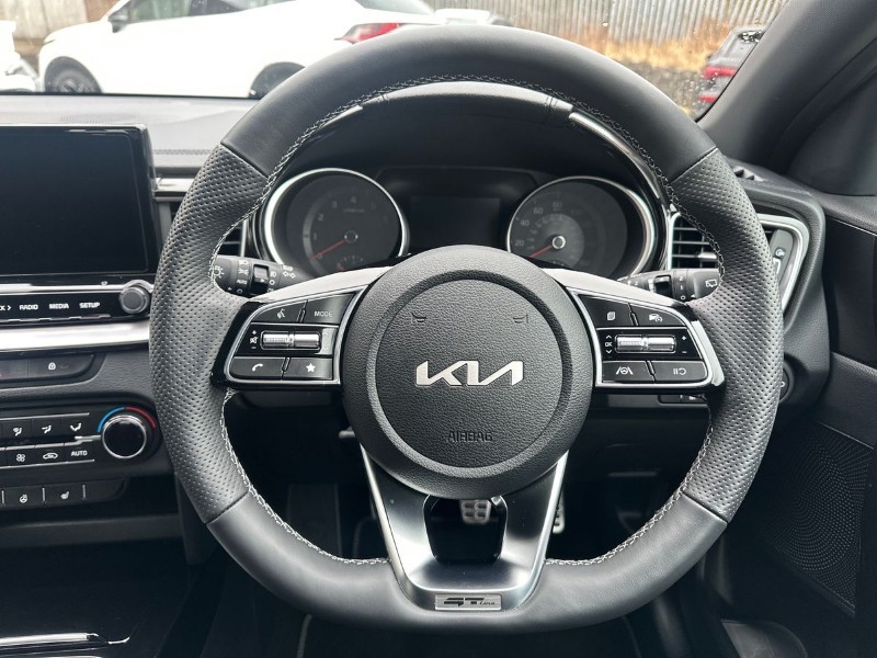 2025 (25) KIA PRO CEED 1.5T GDi ISG 138 GT-Line 5dr 5020705
