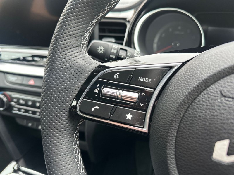 2025 (25) KIA PRO CEED 1.5T GDi ISG 138 GT-Line 5dr 5020706