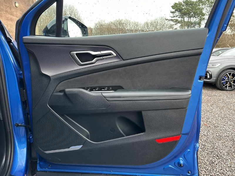 2025 (25) KIA SPORTAGE 1.6T GDi 207 HEV GT-Line 5dr Auto 5034290