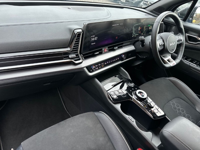 2025 (25) KIA SPORTAGE 1.6T GDi 207 HEV GT-Line 5dr Auto 5034312