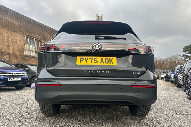 2025 (75) VOLKSWAGEN TIGUAN 1.5 eTSI 150 Match 5dr DSG 5027369
