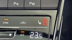 2026 (75) VOLKSWAGEN T-ROC 2.0 TSI 300 4MOTION R 5dr DSG 5579161