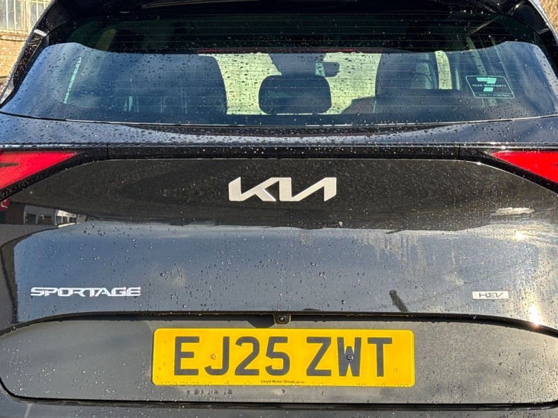 2025 (25) KIA SPORTAGE 1.6T GDi 207 HEV 3 5dr Auto 5038674