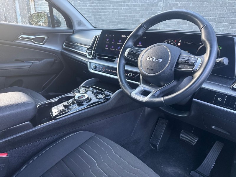 2025 (25) KIA SPORTAGE 1.6T GDi 207 HEV 3 5dr Auto 5038646