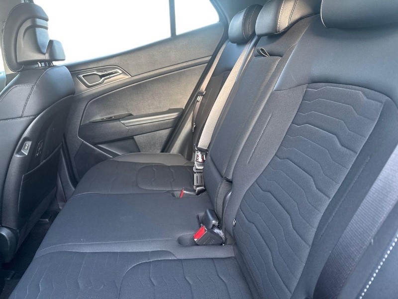 2025 (25) KIA SPORTAGE 1.6T GDi 207 HEV 3 5dr Auto 5038640