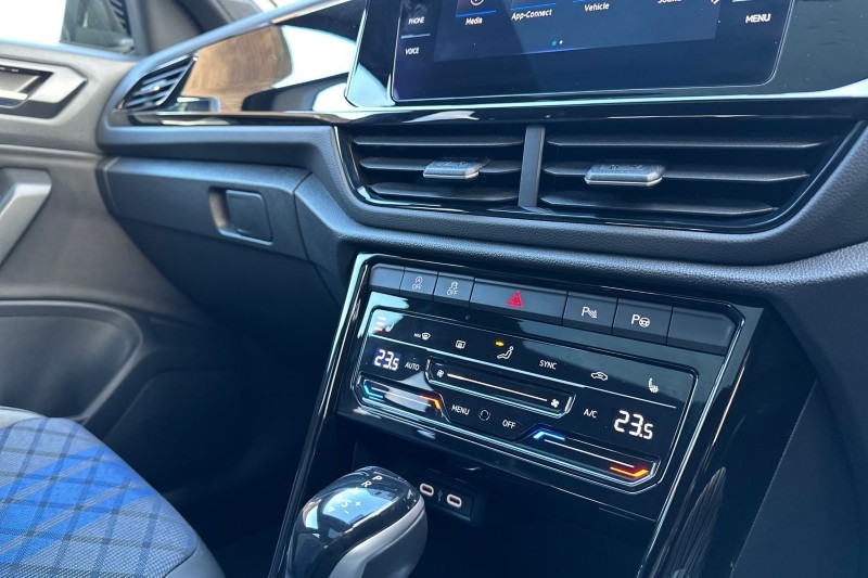 2025 (25) VOLKSWAGEN T-ROC 2.0 TSI 300 4MOTION R Black Edition 5dr DSG 5036838